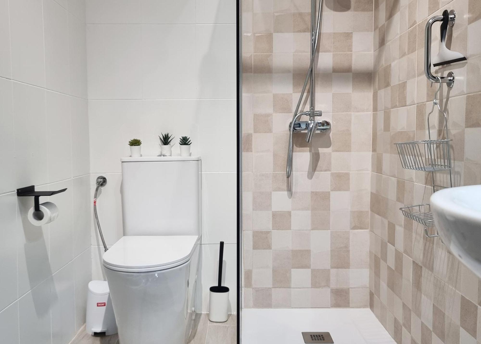 Tinoko Apartament In La Carihuela Beach Торемолинос Екстериор снимка