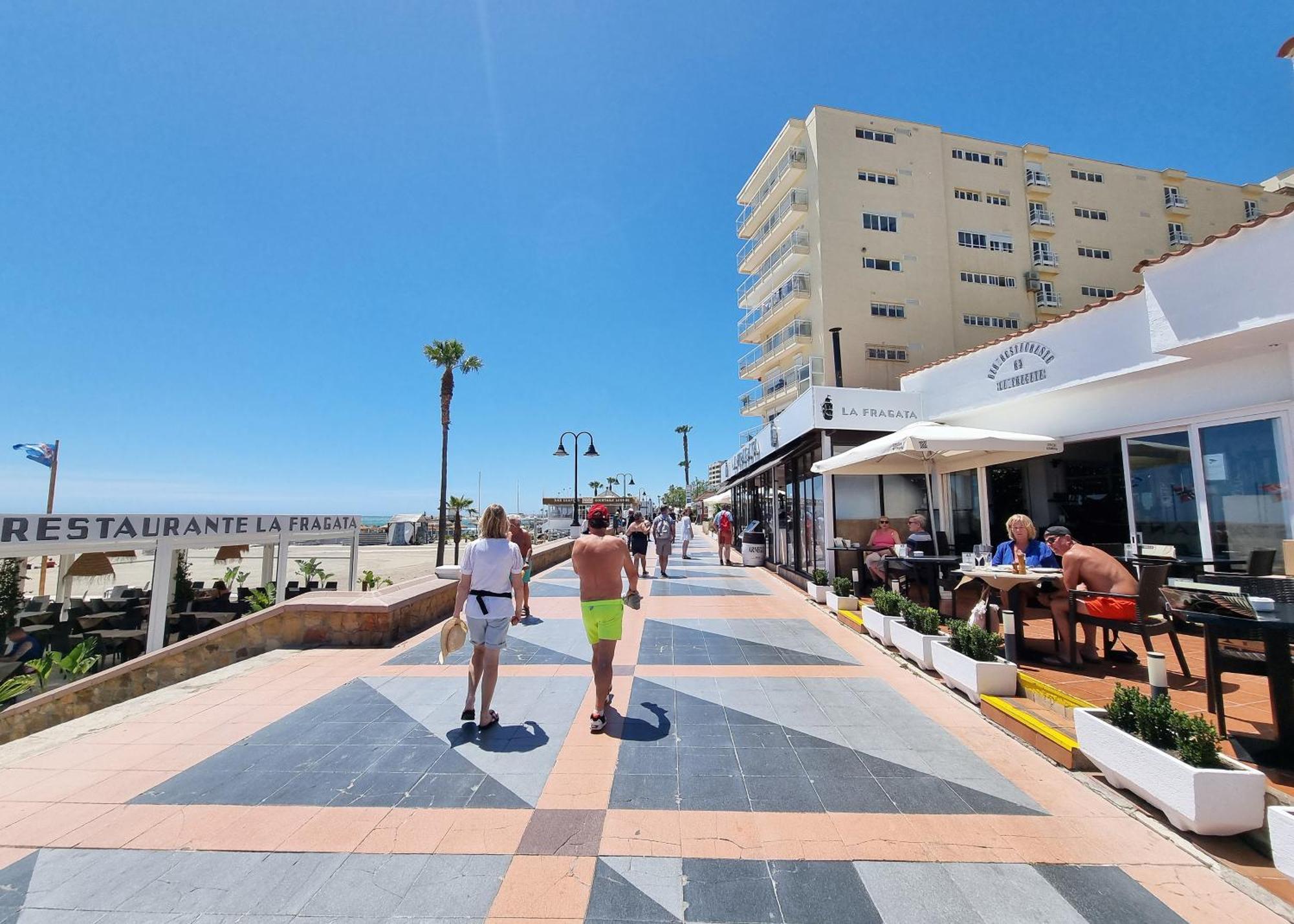 Tinoko Apartament In La Carihuela Beach Торемолинос Екстериор снимка