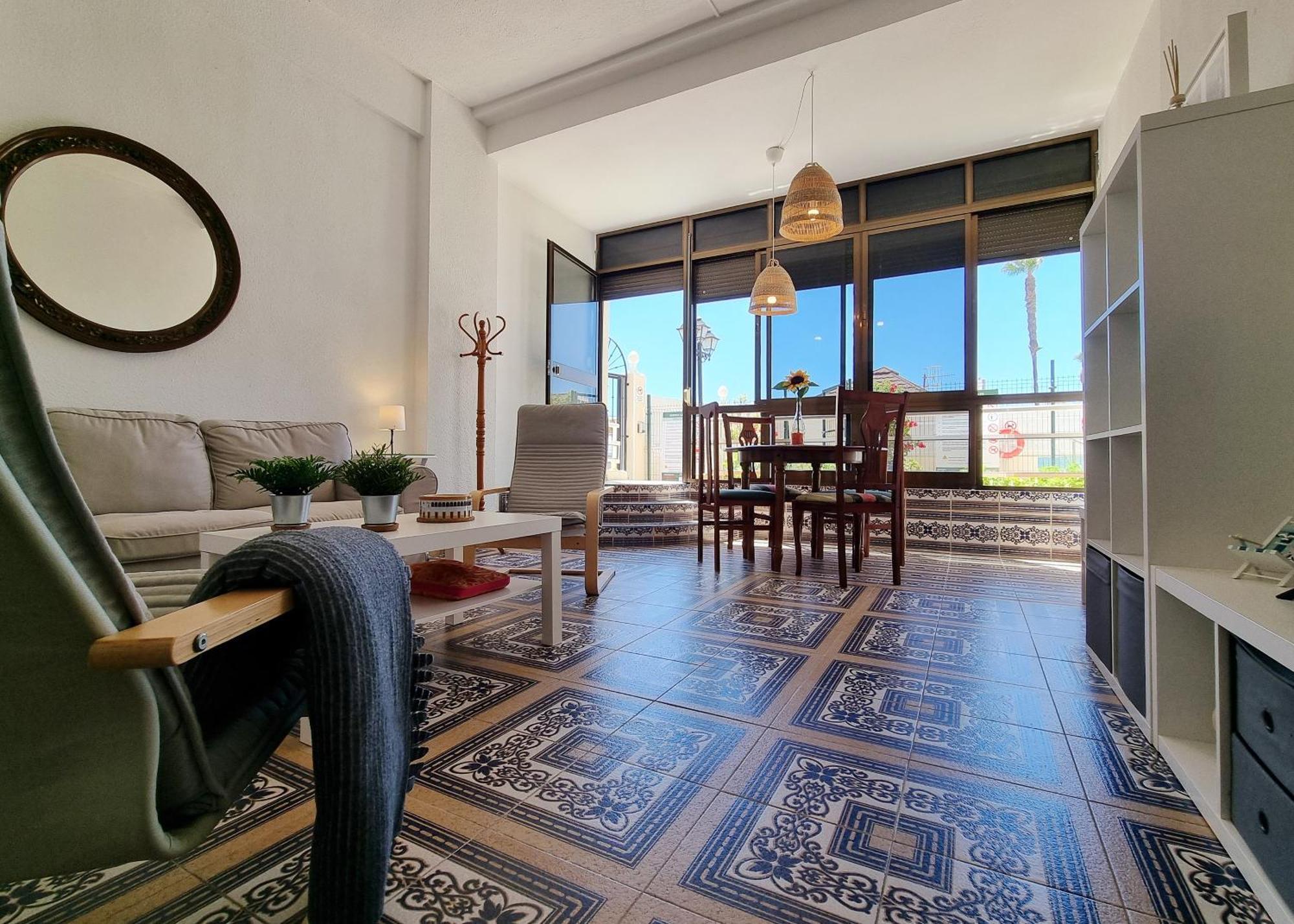 Tinoko Apartament In La Carihuela Beach Торемолинос Екстериор снимка